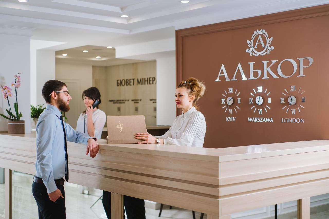 Hotel Alkor Truskavets Exterior foto
