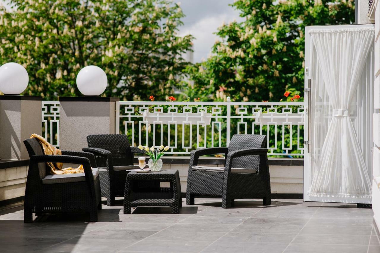 Hotel Alkor Truskavets Exterior foto